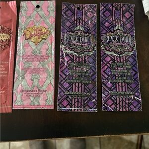 Designer skin tanning lotion packet